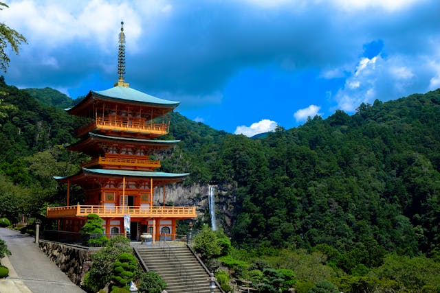Best-Tour-Groups-to-Japan